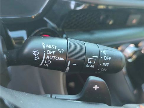 Used 2024 Honda CR-V Sport Touring image 18