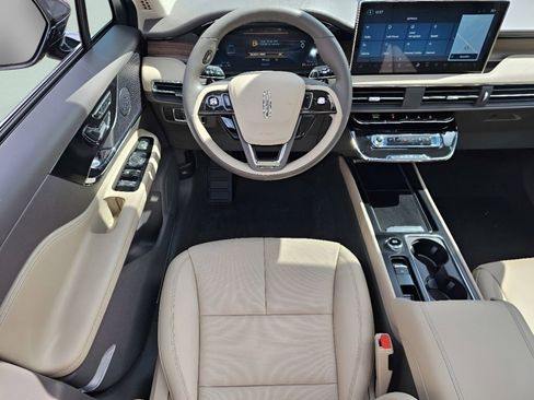 Used 2024 Lincoln Corsair Reserve w/ Equipment Group 201A image 28