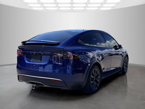 Used 2023 Tesla Model X AWD/4WD image 5