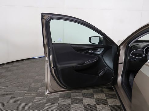 Used 2023 Chevrolet Malibu LT w/ Driver Confidence Package image 16