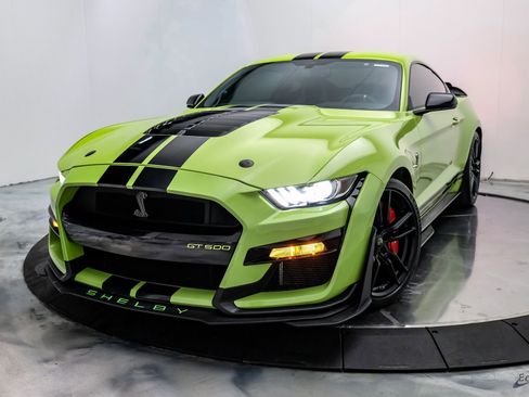 Used 2020 Ford Mustang Shelby GT500 w/ Technology Package image 5