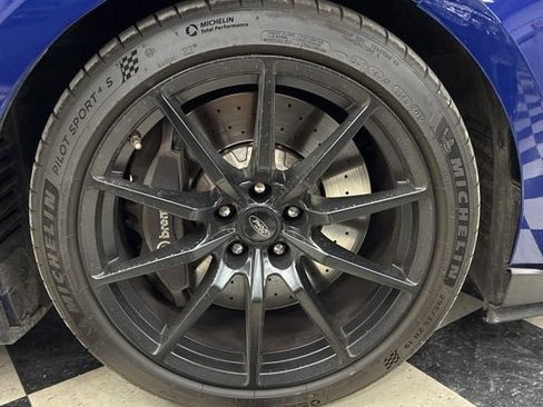 Used 2016 Ford Mustang Shelby GT350 w/ Technology Package image 8