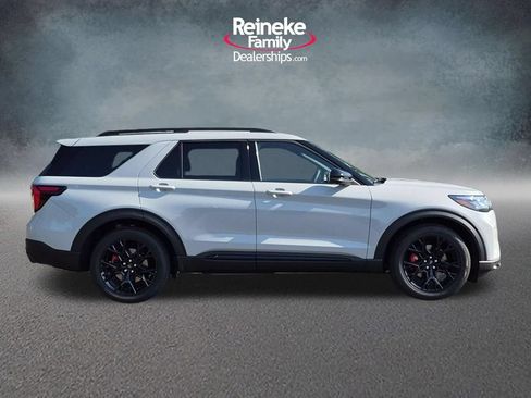 New 2027 Ford Explorer ST w/ Sun And Sound Package AWD/4WD image 4