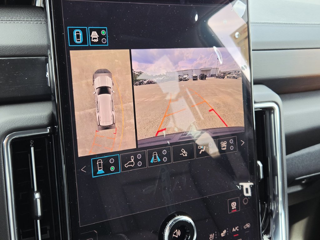 New 2026 GMC Yukon Denali w/ Denali Reserve Package RWD image 17