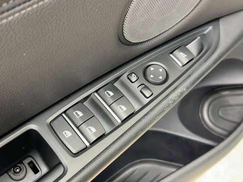 Used 2019 BMW X6 xDrive35i image 12