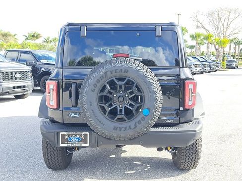 New 2026 Ford Bronco Badlands image 8