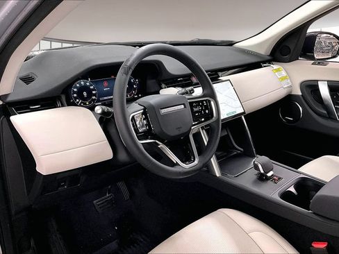 Certified 2025 Land Rover Discovery Sport S AWD/4WD image 7