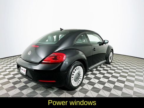 Used 2014 Volkswagen Beetle 2.5 image 10
