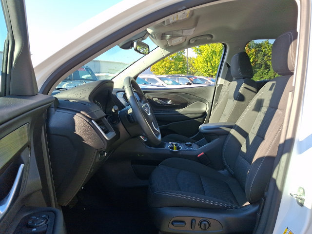 Used 2023 GMC Terrain SLE w/ Driver Convenience Package FWD image 13