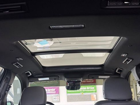 Used 2024 Chevrolet Traverse RS w/ LPO, Floor Liner Package image 11