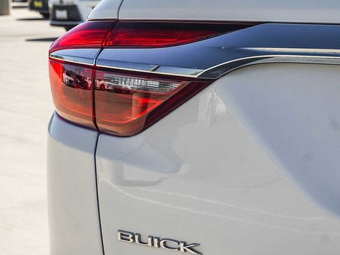 Used 2018 Buick Enclave Premium w/ Experience Buick Package image 11