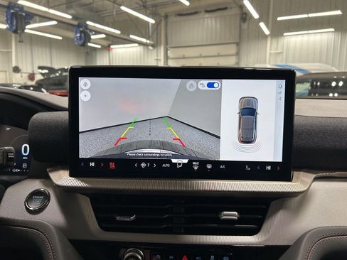 New 2026 Ford Explorer Active image 20