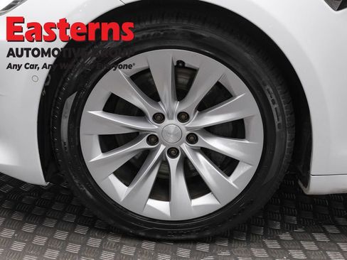 Used 2018 Tesla Model S 75D image 28