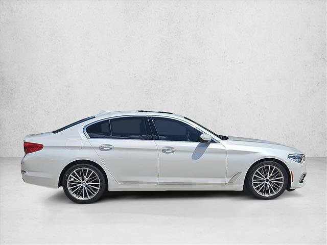 Used 2017 BMW 540i RWD image 4