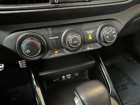 Used 2021 Kia Forte GT image 25