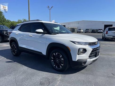 Certified 2023 Chevrolet TrailBlazer LT FWD image 8