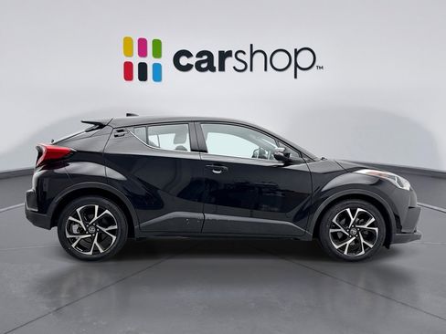 Used 2019 Toyota C-HR Limited image 6