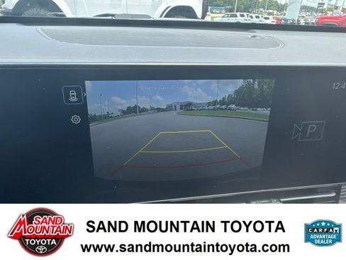 Used 2025 Hyundai Kona SEL FWD image 22