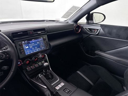 Certified 2025 Toyota GR86 Premium image 29
