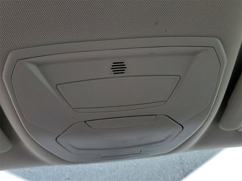 Used 2018 Ford C-MAX SE w/ Equipment Group 201A image 33