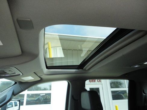 Used 2020 Chevrolet Silverado 2500 LTZ image 10