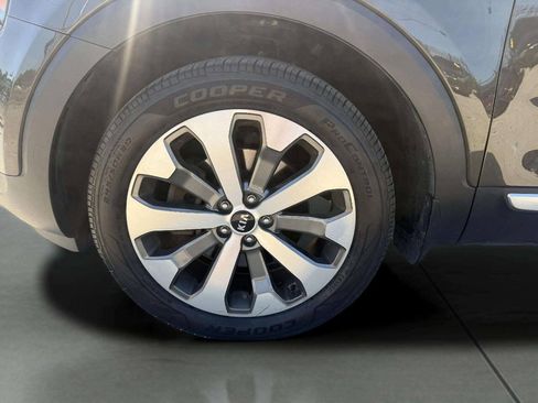 Used 2020 Kia Telluride S AWD/4WD image 19