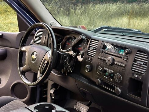 Used 2008 Chevrolet Silverado 1500 LT w/ Power Pack Plus image 31