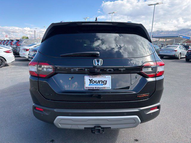 Used 2024 Honda Pilot TrailSport image 8