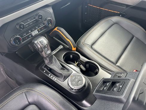 Used 2022 Ford Bronco Badlands w/ Sasquatch Package image 31