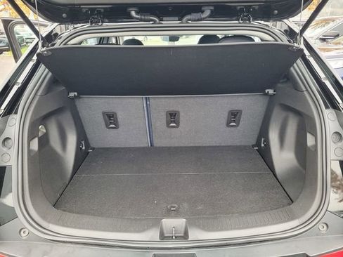 Used 2023 Chevrolet Bolt EUV Premier w/ Sun & Sound Package image 26