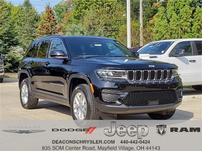 New 2025 Jeep Grand Cherokee Laredo X w/ Luxury Tech Group I