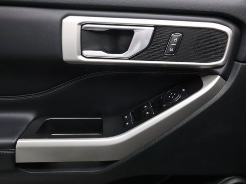 Certified 2023 Ford Explorer XLT w/ Equipment Group 202A image 23