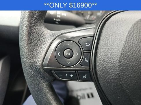 Used 2024 Toyota Corolla LE image 31