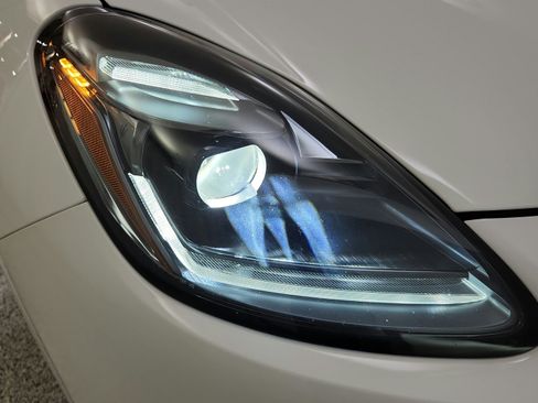 Used 2023 Maserati Grecale GT AWD/4WD image 34