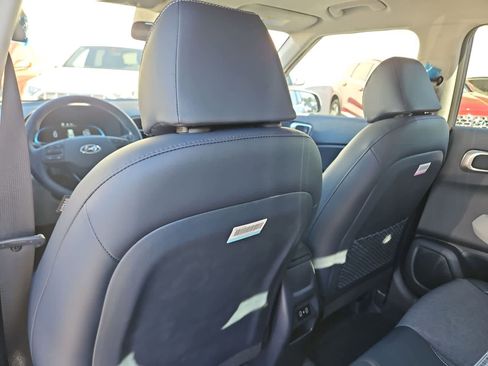 New 2026 Hyundai Venue SEL FWD image 16
