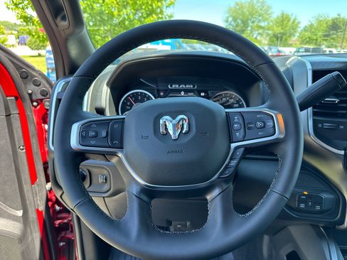 New 2026 RAM 2500 Big Horn AWD/4WD image 22