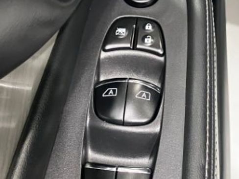 Used 2018 Nissan Murano Platinum image 30