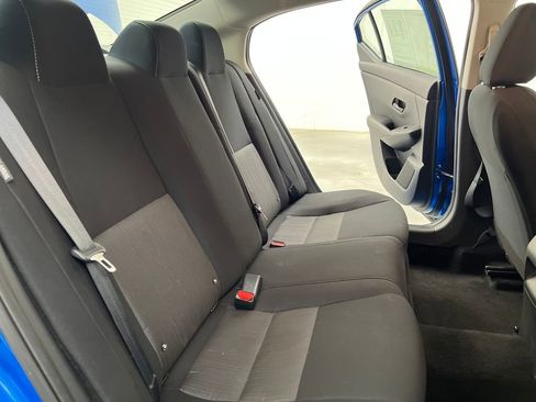 Used 2025 Nissan Sentra SV FWD image 16