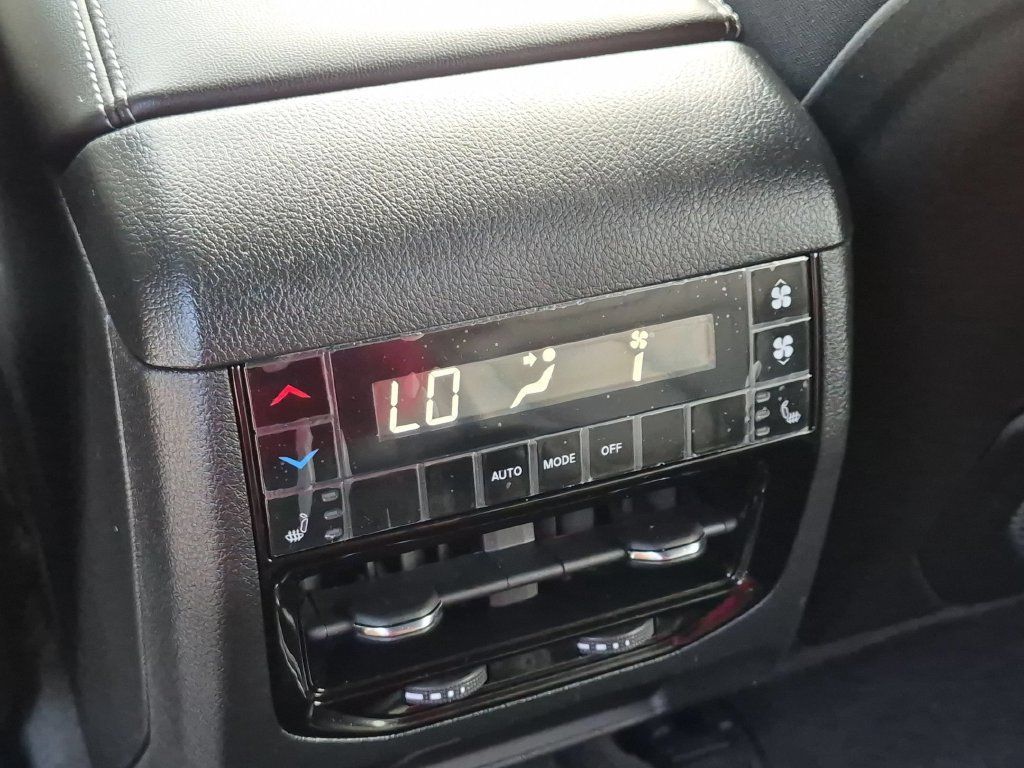 Used 2025 Jeep Grand Cherokee L Limited w/ MOPAR Finishing Package AWD/4WD image 25