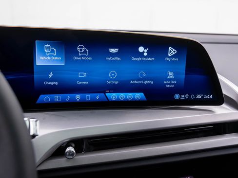 New 2026 Cadillac Vistiq Sport w/ LPO, Floor Liner Package image 26