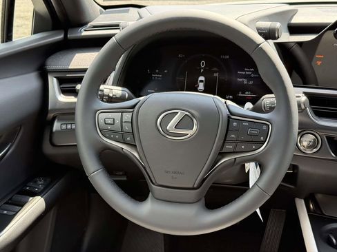 New 2026 Lexus UX 300h AWD image 9
