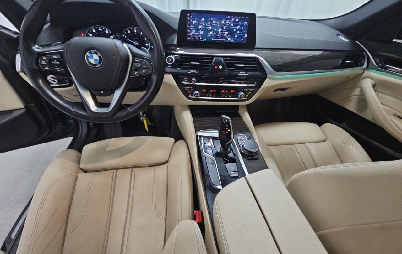 Used 2019 BMW 540i xDrive AWD/4WD image 11
