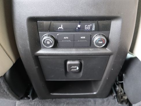 Used 2023 Chevrolet Traverse LS w/ Safety Package AWD/4WD image 15