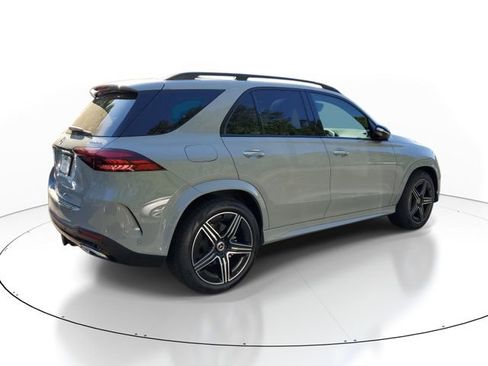 Used 2024 Mercedes-Benz GLE 350 4MATIC image 4