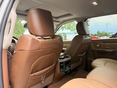 Used 2024 RAM 2500 Limited AWD/4WD image 28