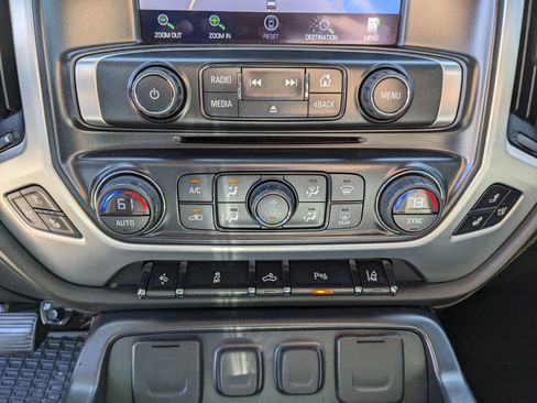 Used 2015 GMC Sierra 1500 SLT w/ SLT Crew Cab Value Package image 24