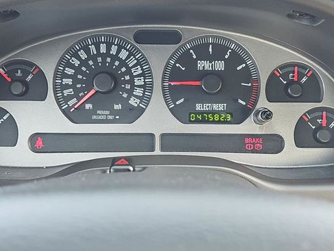 Used 2003 Ford Mustang Mach 1 RWD image 13