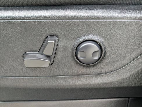 Used 2022 RAM 1500 Big Horn image 19