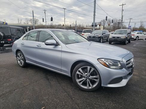 Used 2018 Mercedes-Benz C 300 4MATIC Sedan image 2