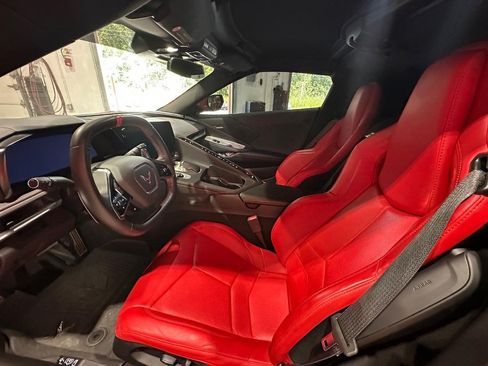Used 2023 Chevrolet Corvette Stingray Coupe w/ 1LT RWD image 17